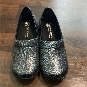 Easy Street Black Mules with Ornate Design